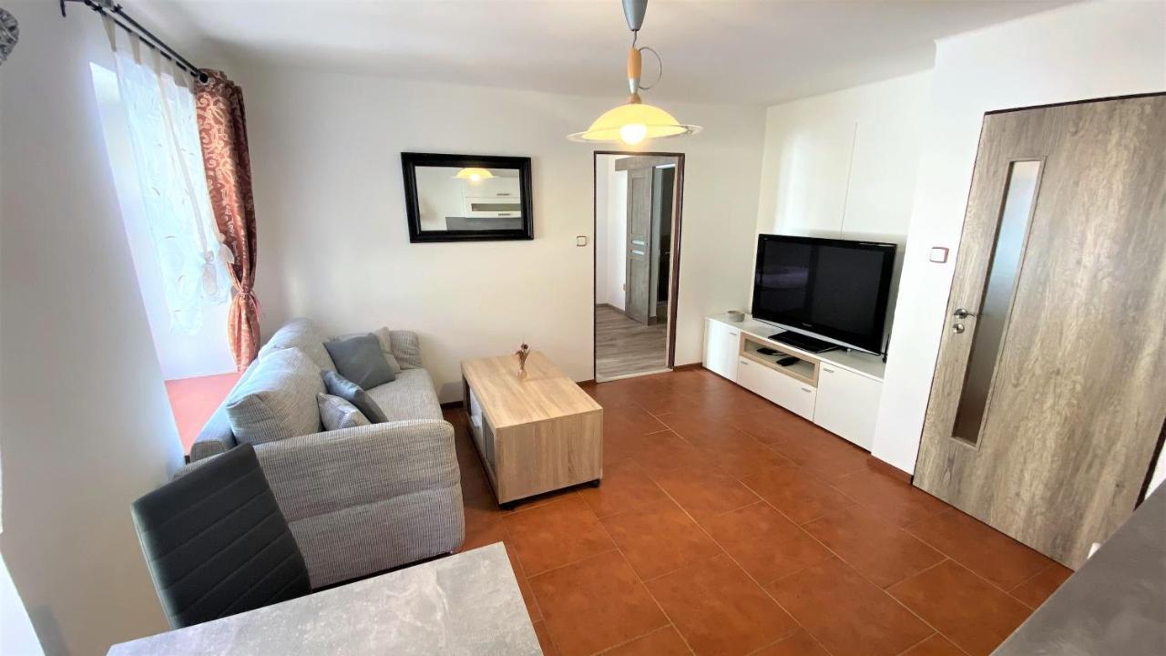Apartman Prachatice Eksteriør bilde