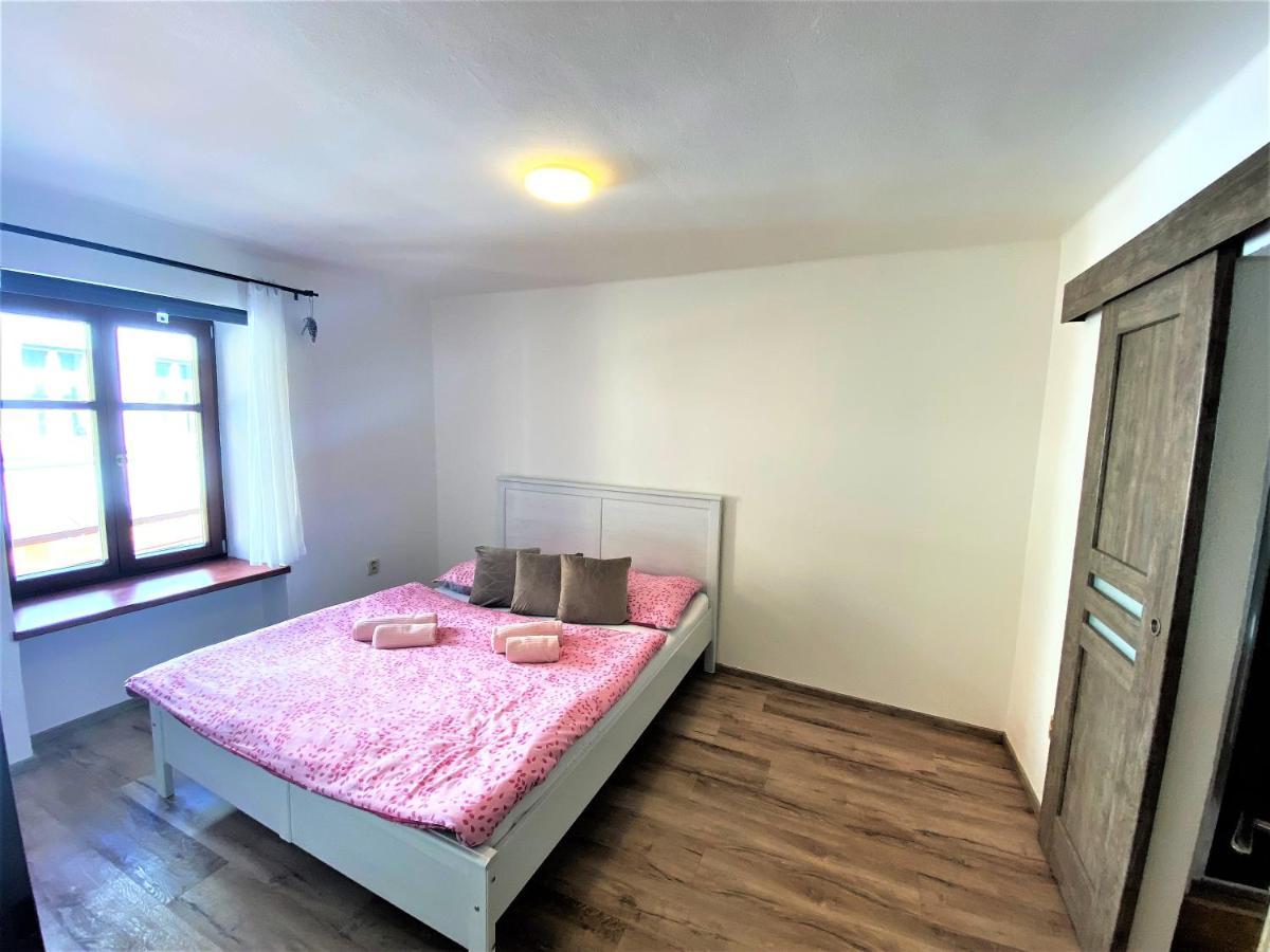 Apartman Prachatice Eksteriør bilde